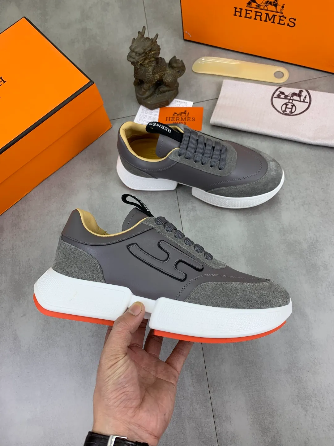 Men's shoes 💰P460 new style [HERMES] Hermès - High-end quality original order - Upper: 🔝 Napa calfskin, sewn brand 'H' totem - Inner: water-dyed cowhide - Outsole: ultra-light TPU foam; molded outsole - Ultra-high quality control·Fine workmanship: highlighted (high-end·luxury·grade) -Size: 38-44 (45 can be customized)·